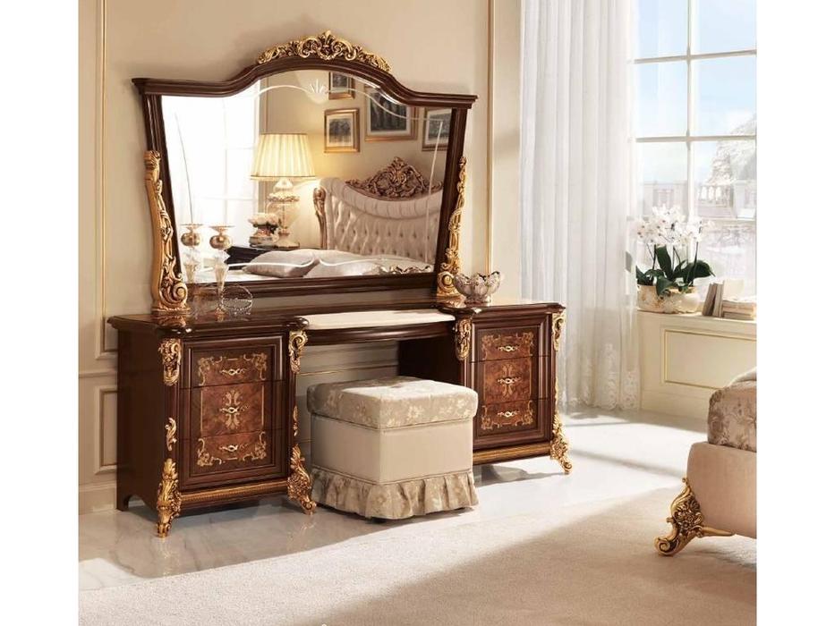 Arredo Classic: Sinfonia: пуф (ткань кат. А)