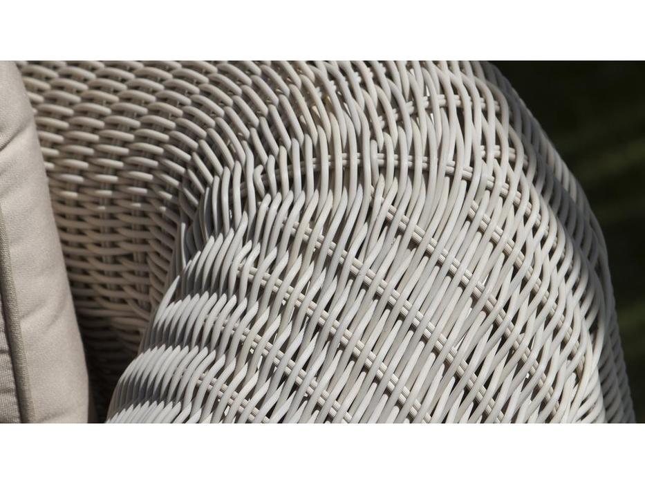 Skylinedesign: Calderan: диван 3-х местный с подушками  (WHITE WASH)